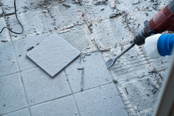 Flooring Removal Service in Layton